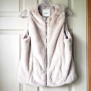 Maurices fuzzy vest